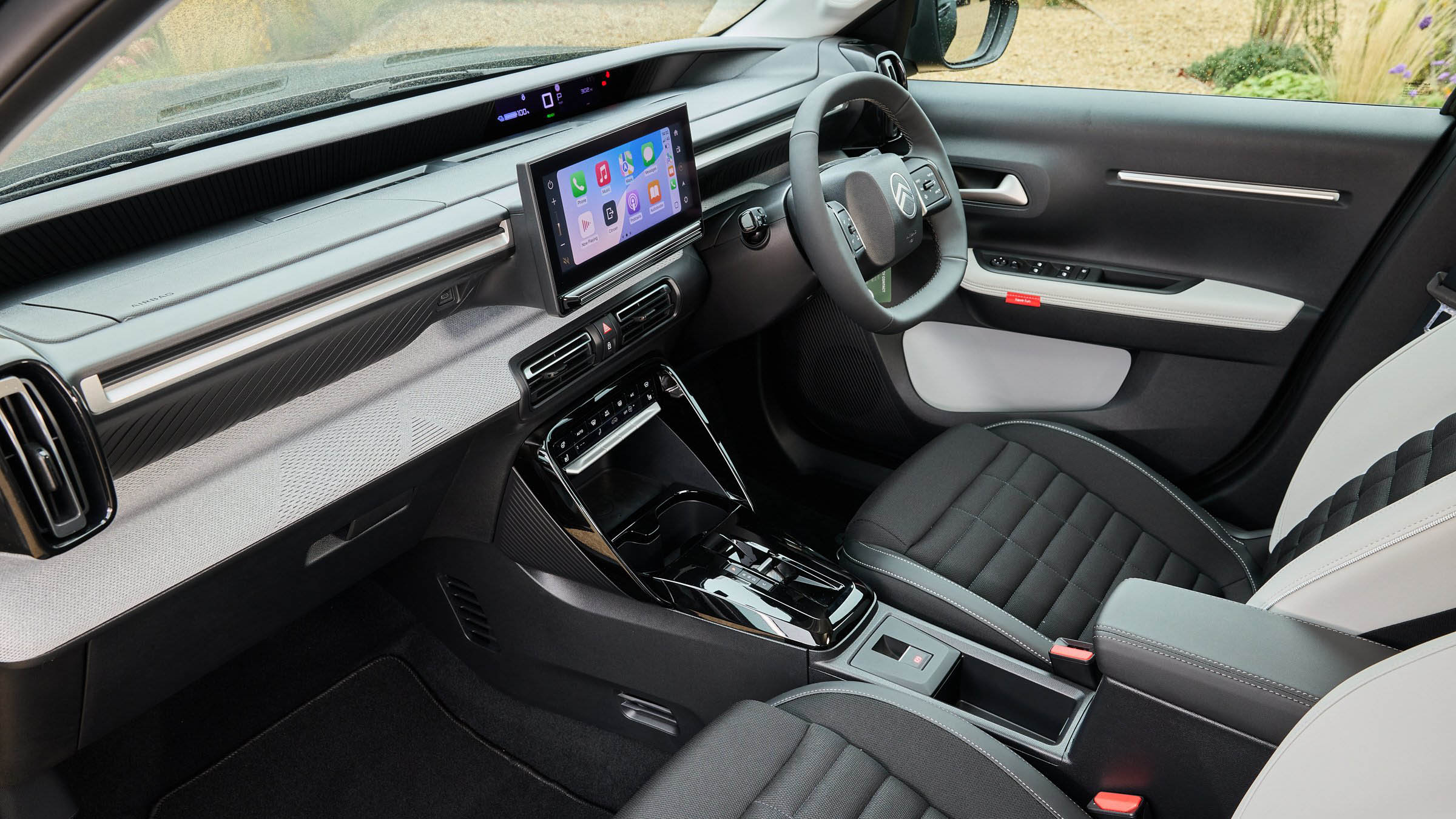 Getting the Citroen C3 Aircross, Clear and Fast