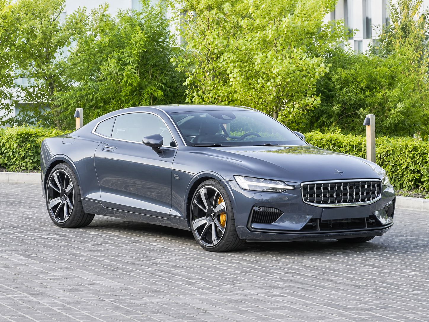 The Polestar 1's Handy Choice for Drivers