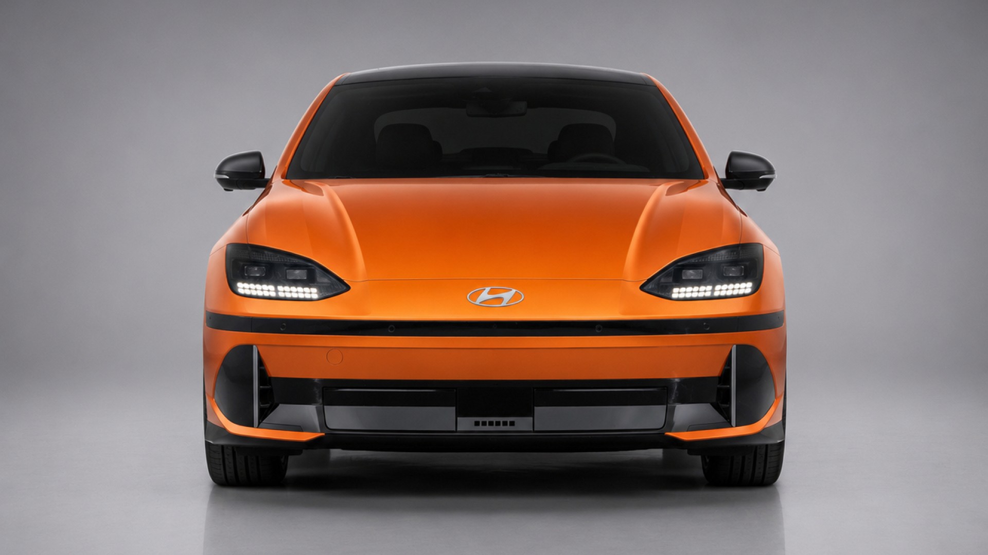 Hyundai IONIQ 6 hire