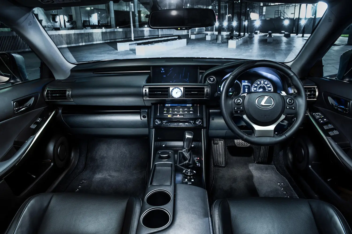 Lexus IS: Direct Hire, Clean Booking