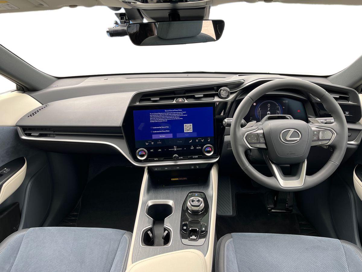 Lexus RZ Hire, Smooth and Clean