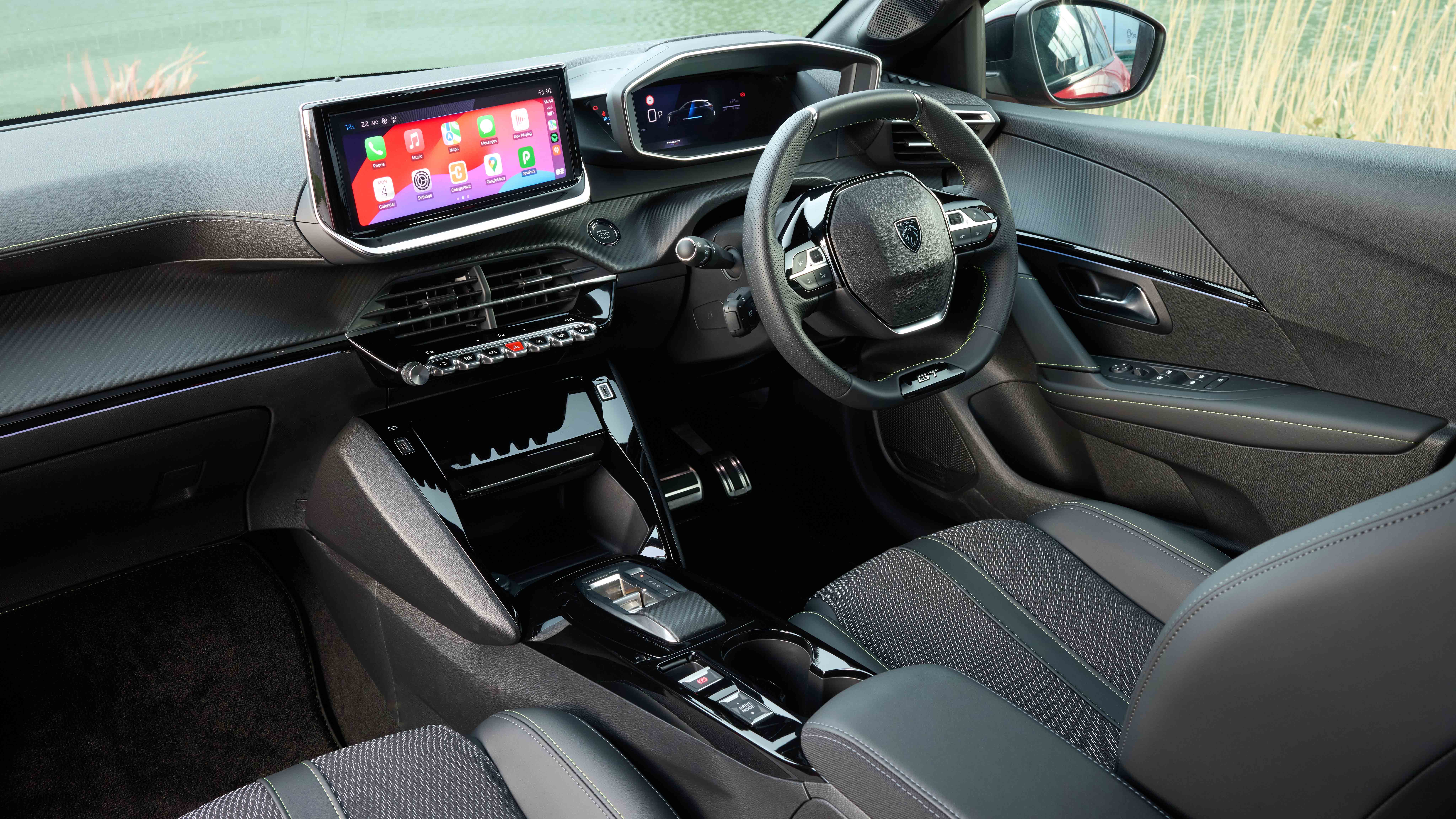 Peugeot e-208 Hire Made Tidy and Clean