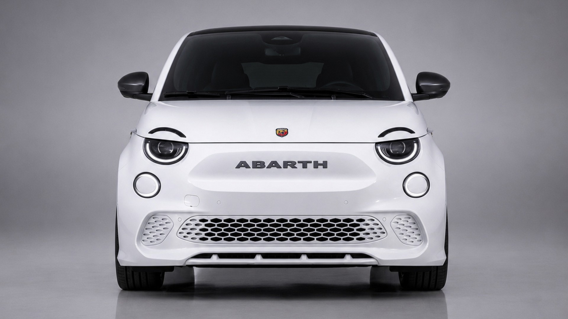 Abarth 500e hire