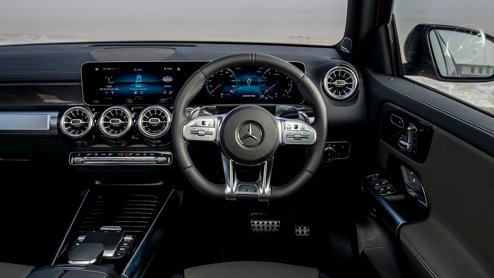 Your Speedy, Clean Path to Mercedes-Benz GLB Hire