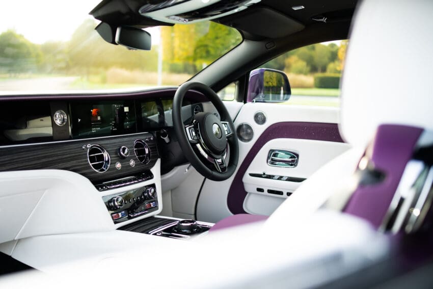 Electric Luxury Coupe Hire: Simple and Crisp