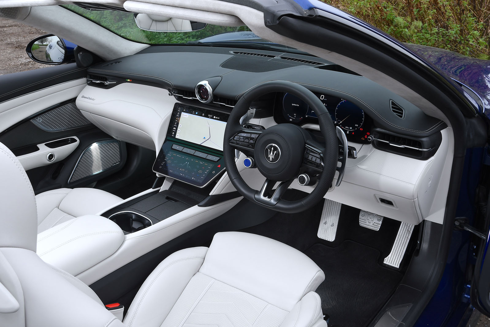Convertible Grand Tourer Hire: Handy and Clean