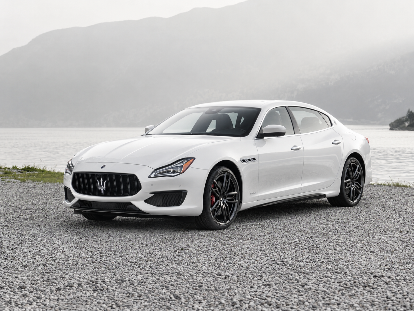 Why Book Maserati Quattroporte Hire? A Real Choice Awaits