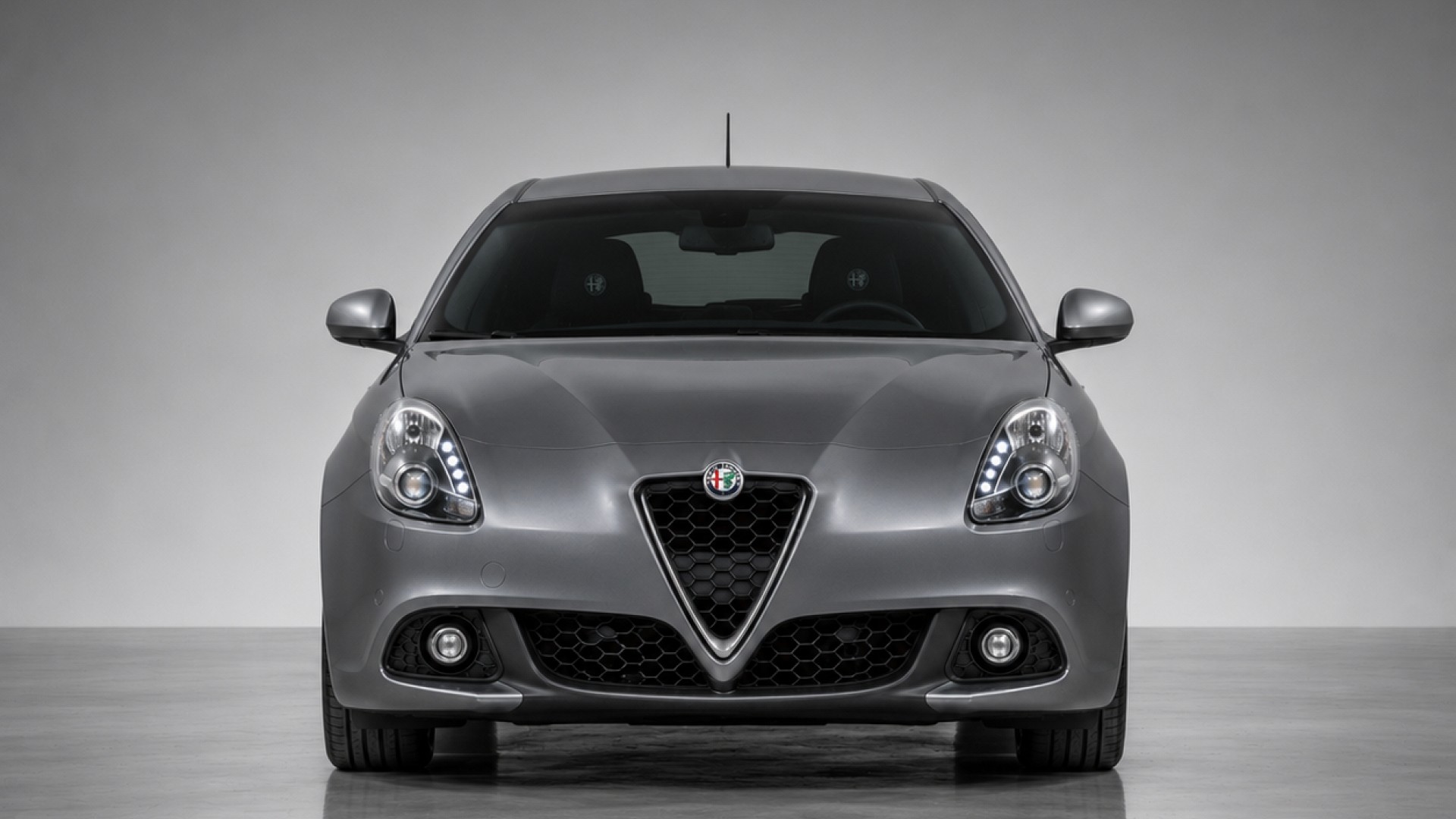 Alfa Romeo Giulietta hire