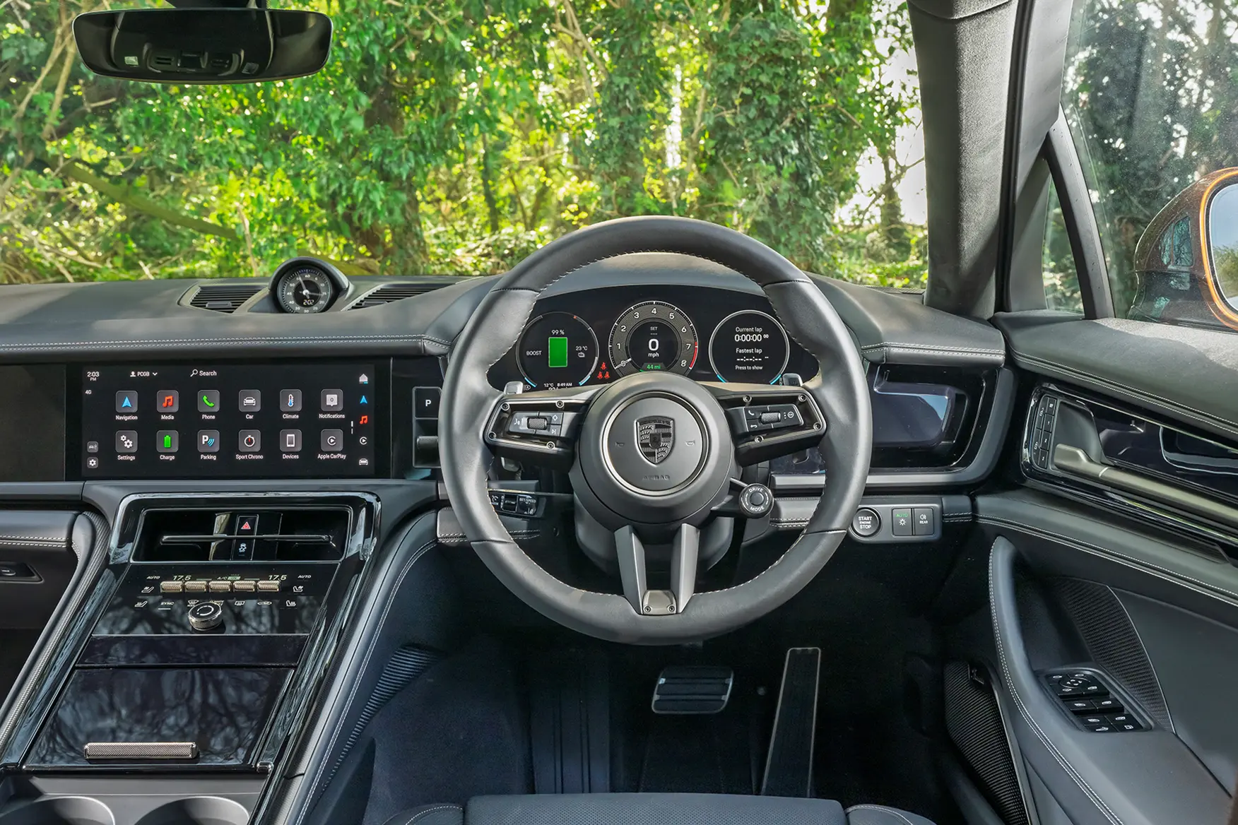 Hire the Porsche Panamera: Easy, Crisp