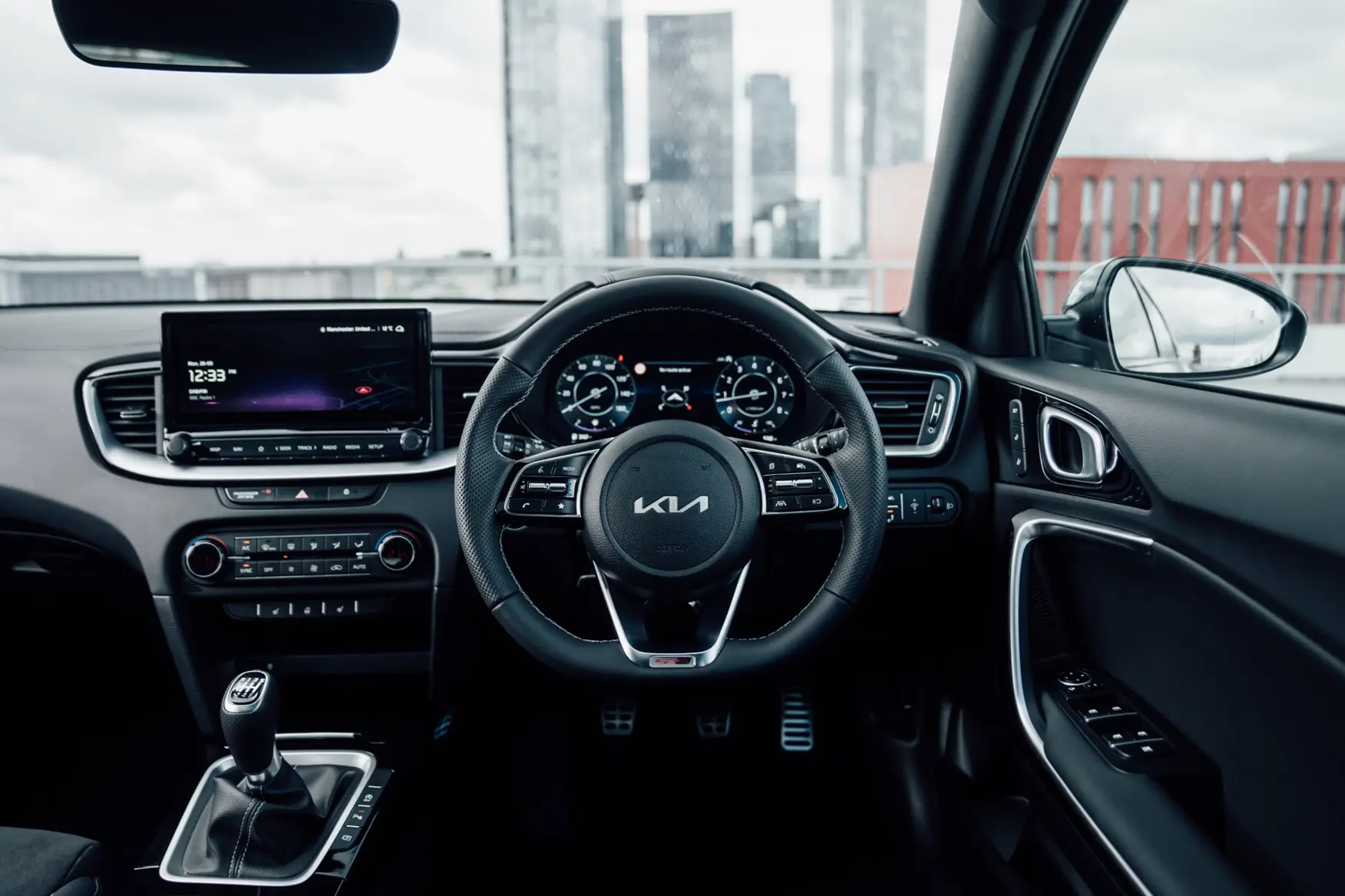 Getting the KIA XCeed, Quick and Clean