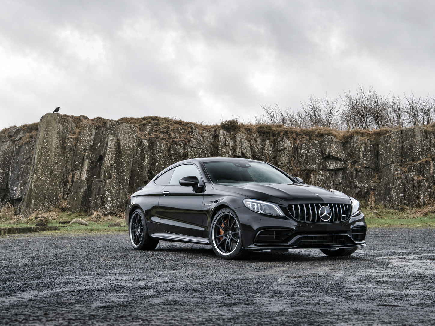 Why choose Mercedes-Benz C63 AMG car hire?