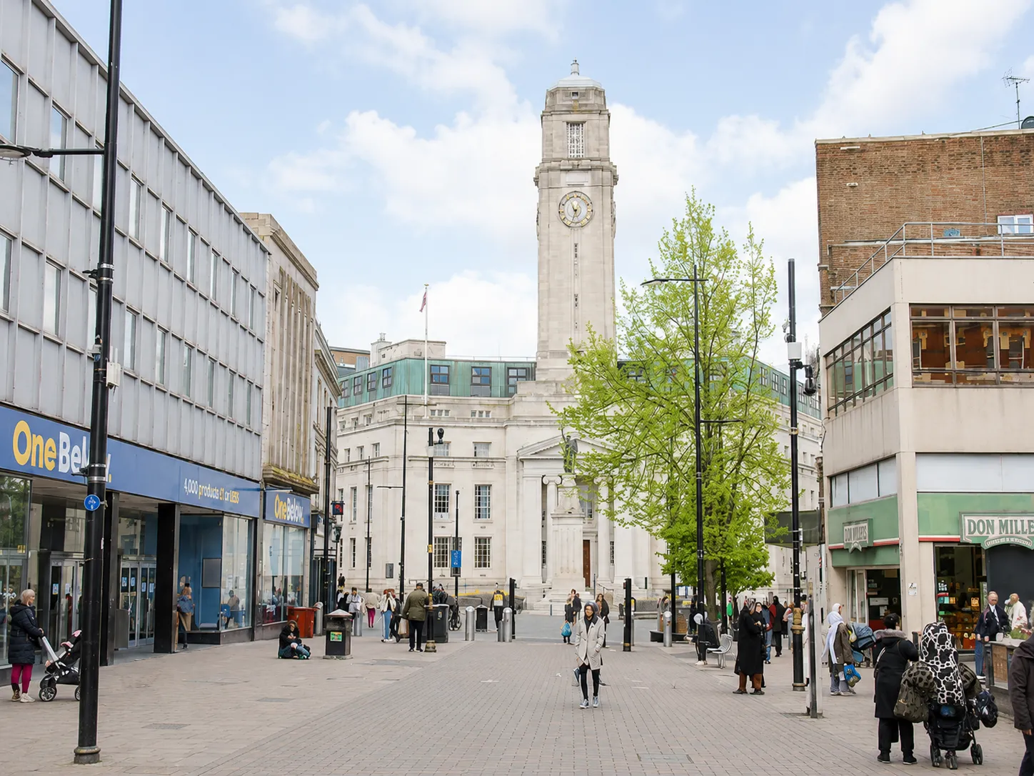 Luton1