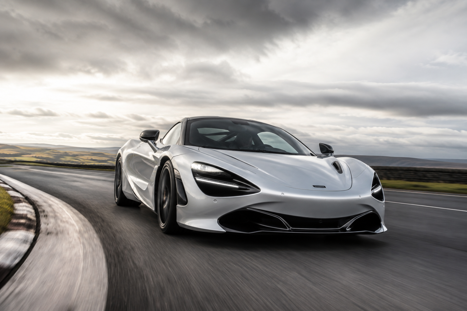 3. McLaren 720S: The Purist's Choice
