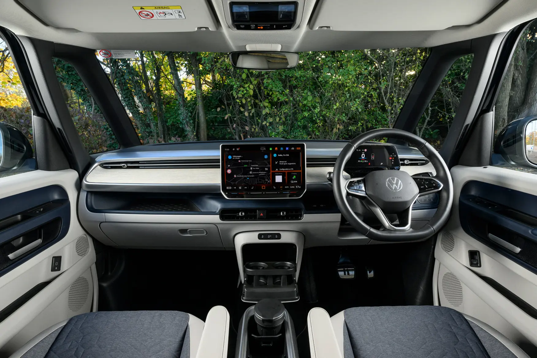 Brisk Electric MPV Hire, Crisp Too