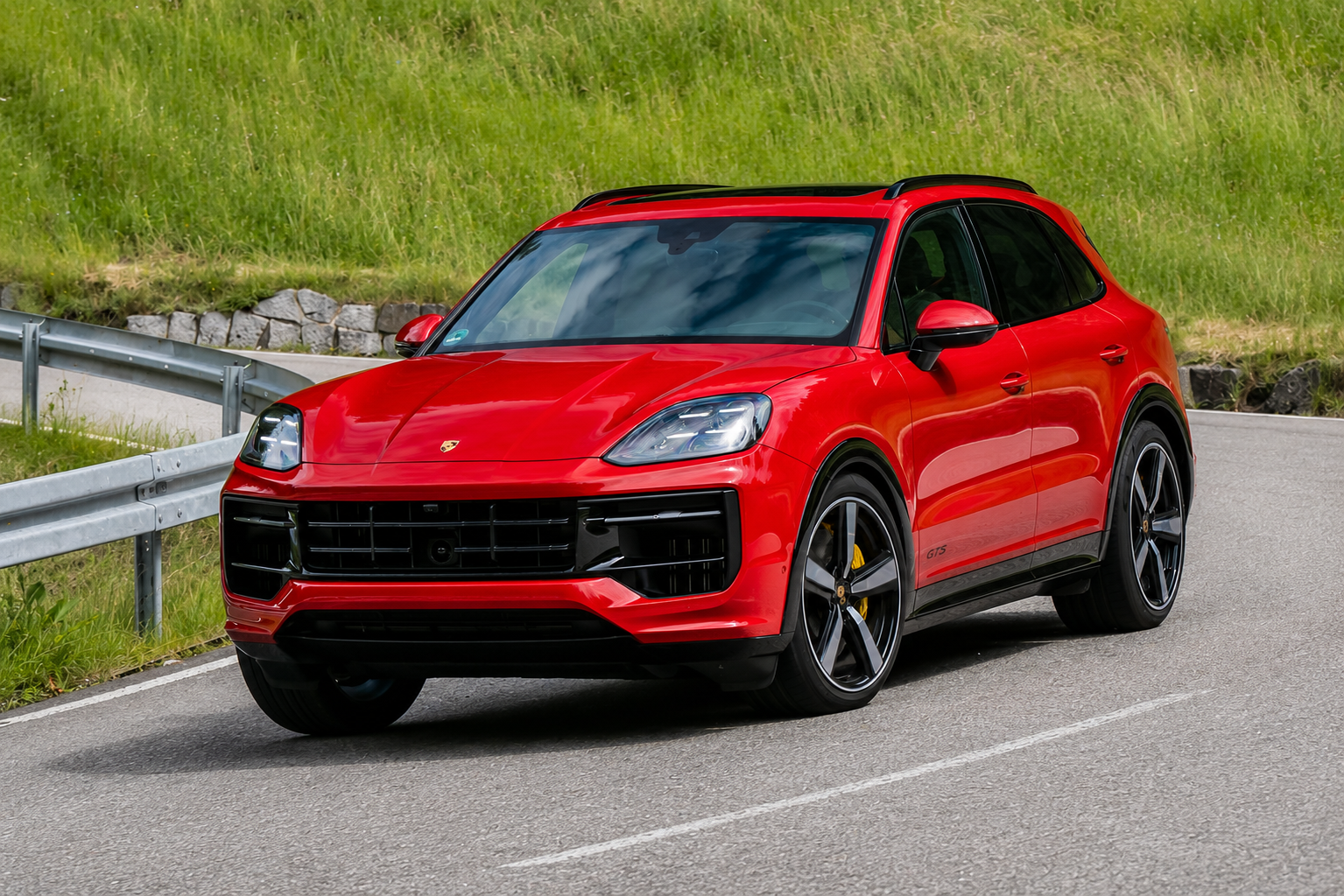 What Sets the Porsche Cayenne Apart: a Direct Choice