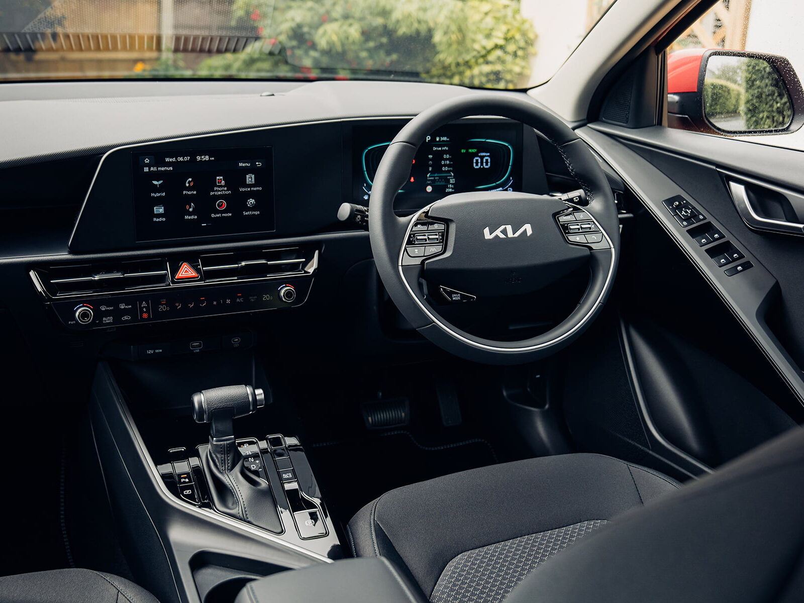 Hire the Kia Niro EV: Simple, Clean