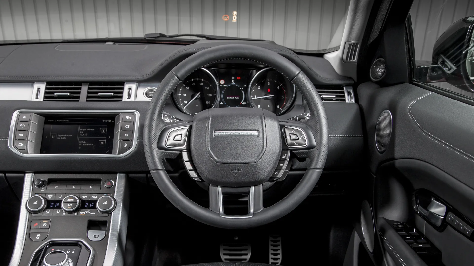Evoque Inter