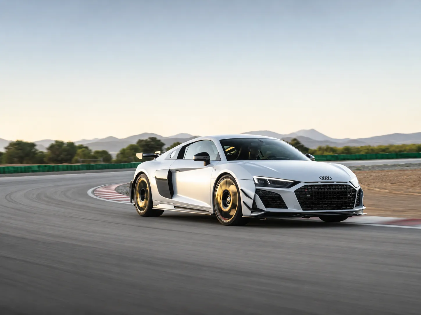 Hire Your Supercar In Minutes