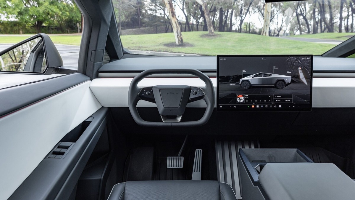 Electric Pickup Truck Hire: Smooth and Crisp