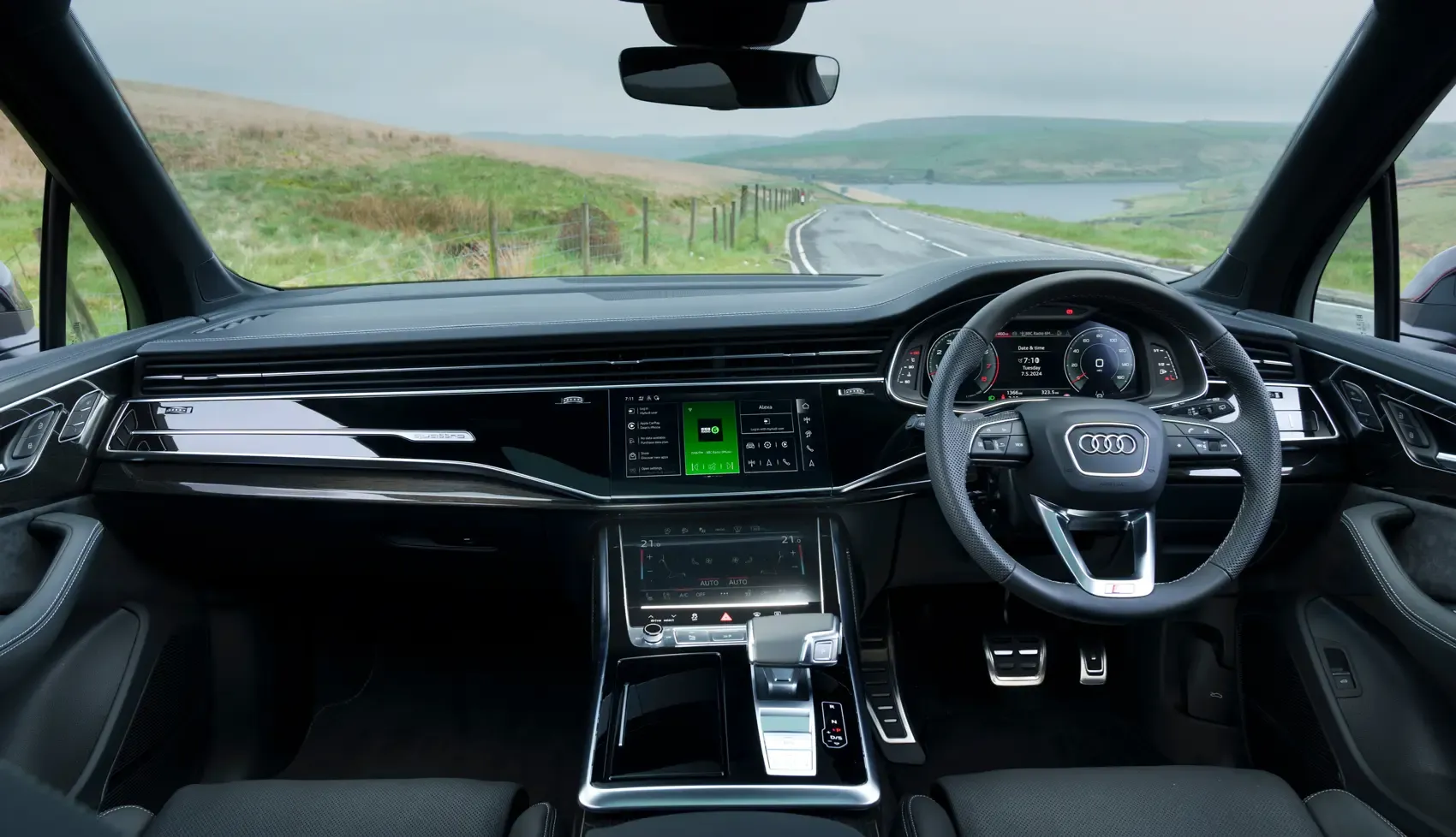 Q7