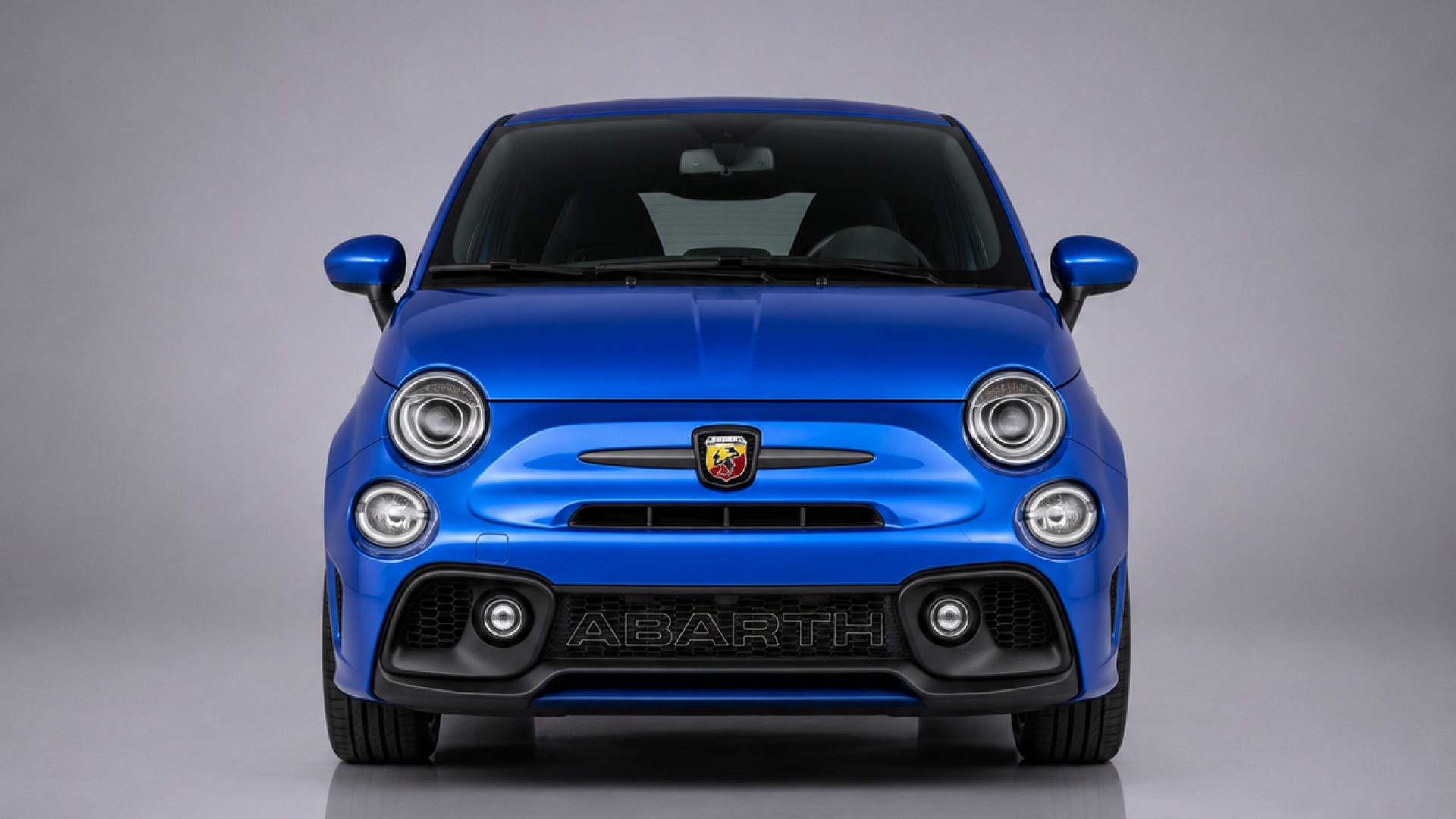 Abarth 595 hire