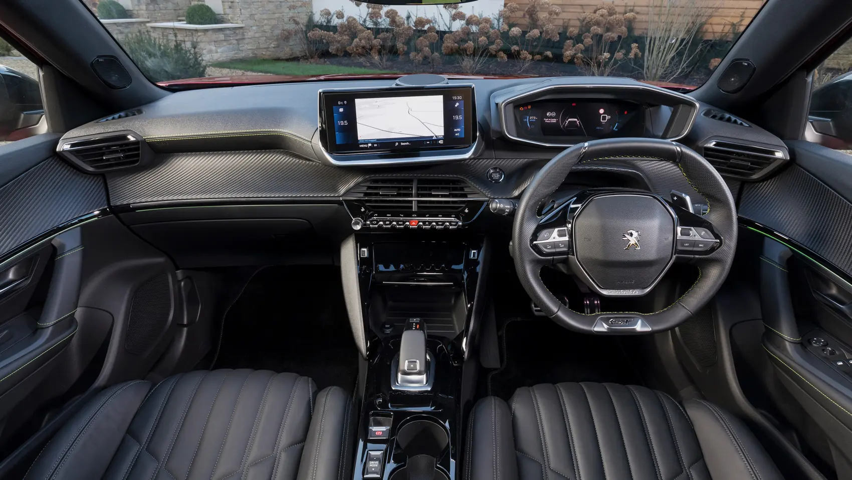Clean Booking for a Sharp Peugeot 2008
