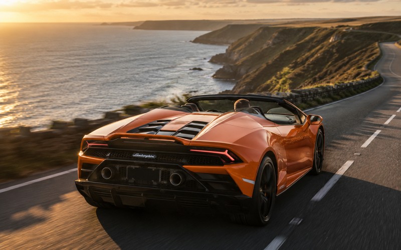 Summer Supercar Hire: Best Cars & Booking Tips