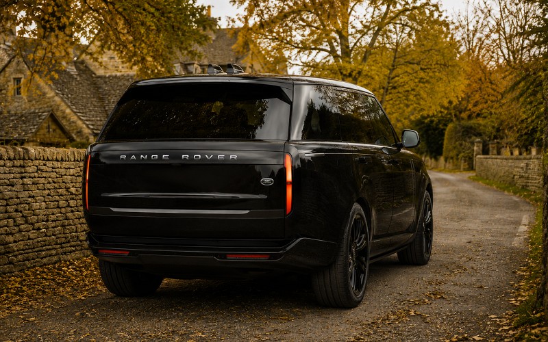 Range Rover Hire: Compare Models, Prices & Tips