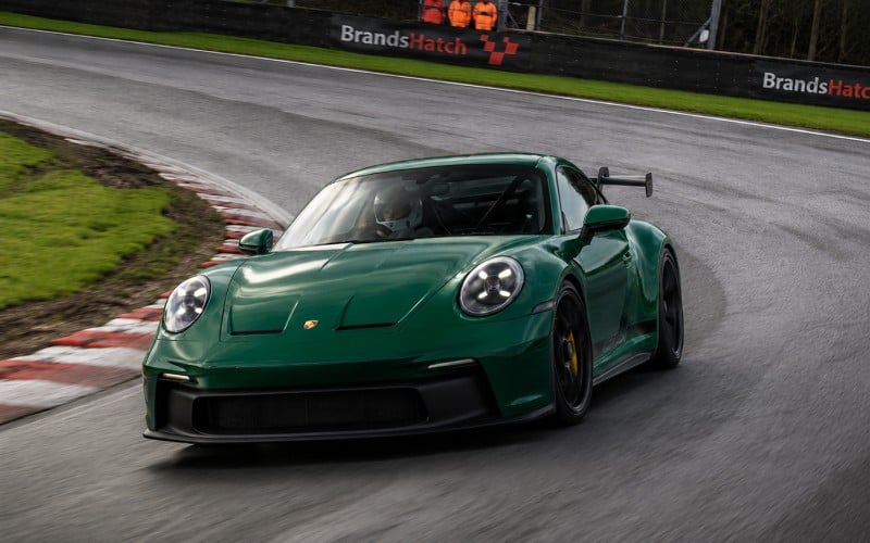 Where to Legally Drive Fast UK: Best Tracks & Roads Guide
