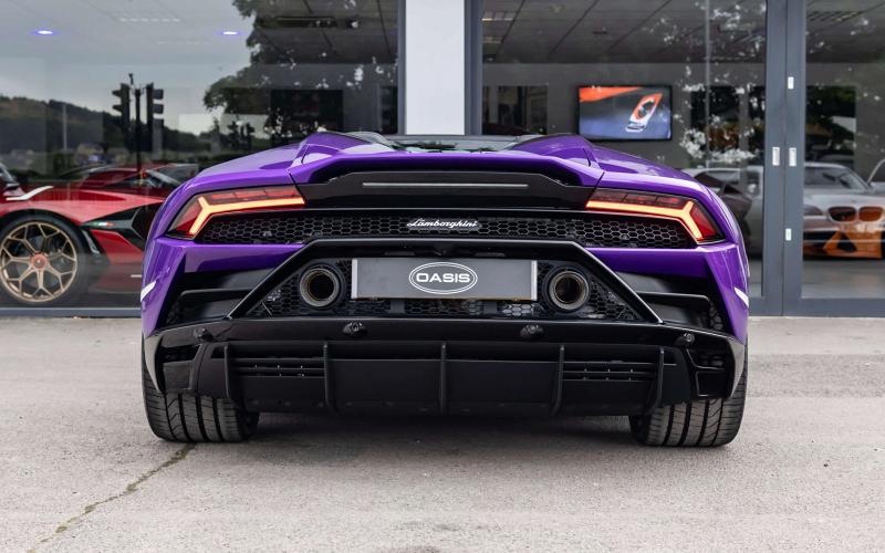 Lamborghini Huracan Evo — photo 3
