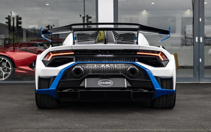 Lamborghini Huracan — photo 3