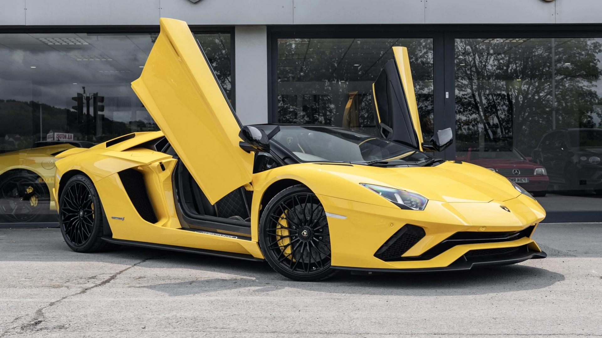 Lamborghini Aventador S