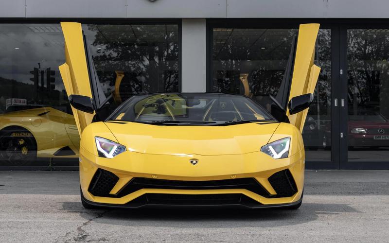 Lamborghini Aventador S — photo 2