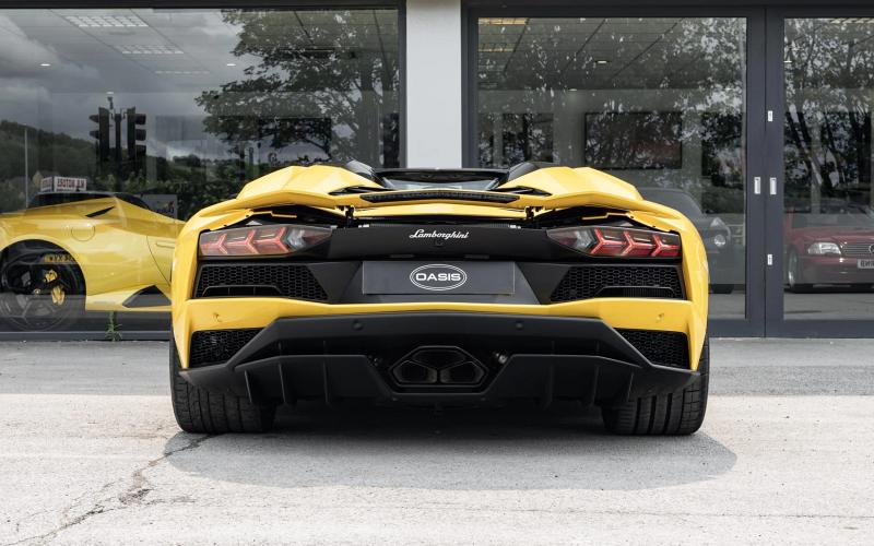 Lamborghini Aventador S — photo 3