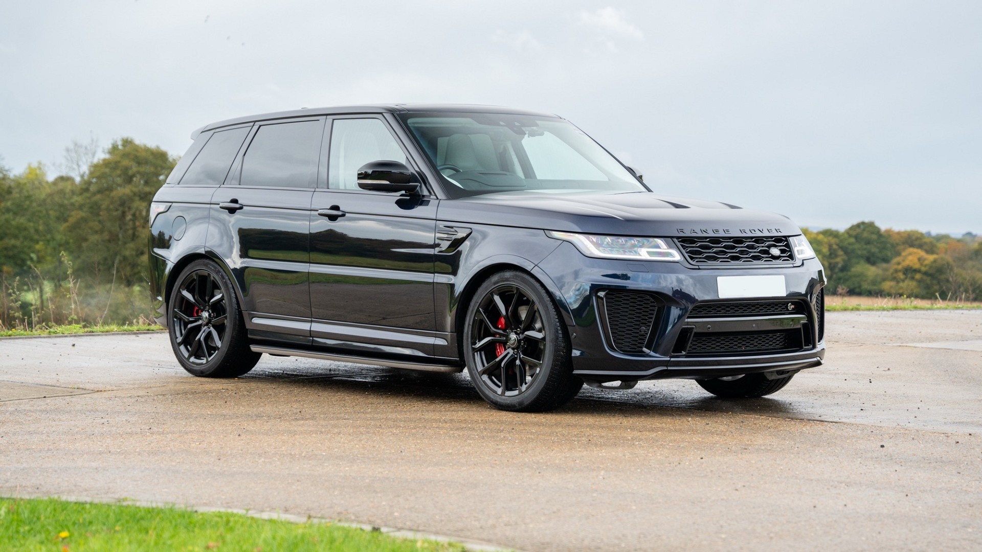 Land Rover Range Rover SVR
