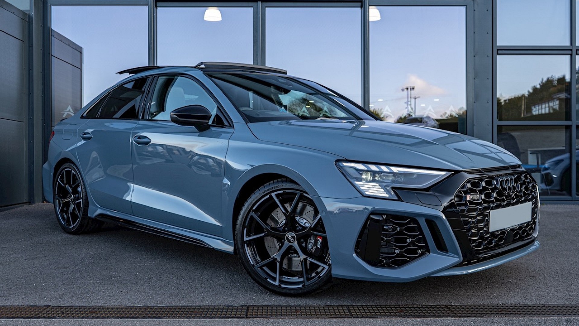 Audi Audi RS3 Saloon
