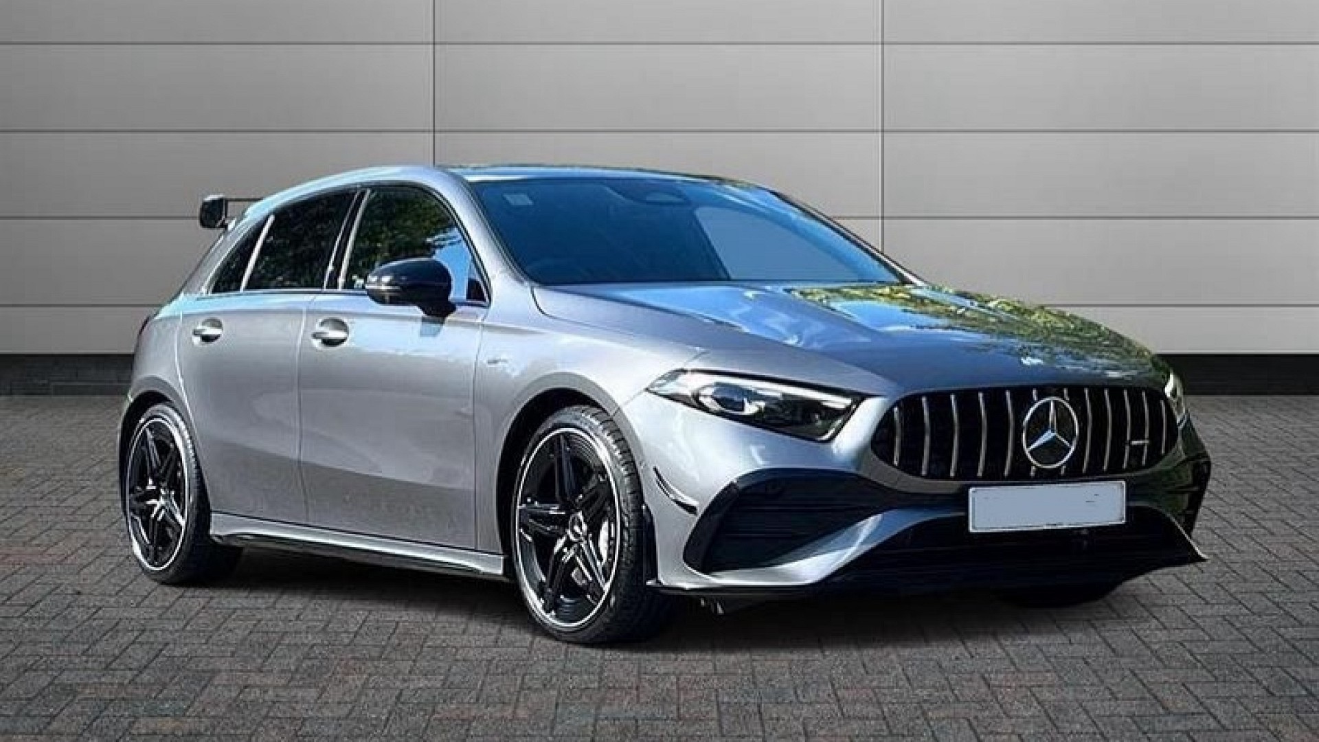 Mercedes Mercedes-Benz A35 AMG