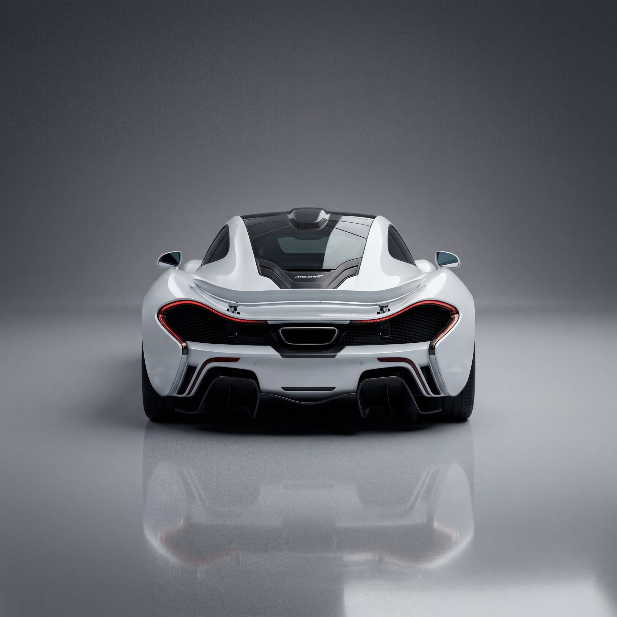 Mclaren P1 Back