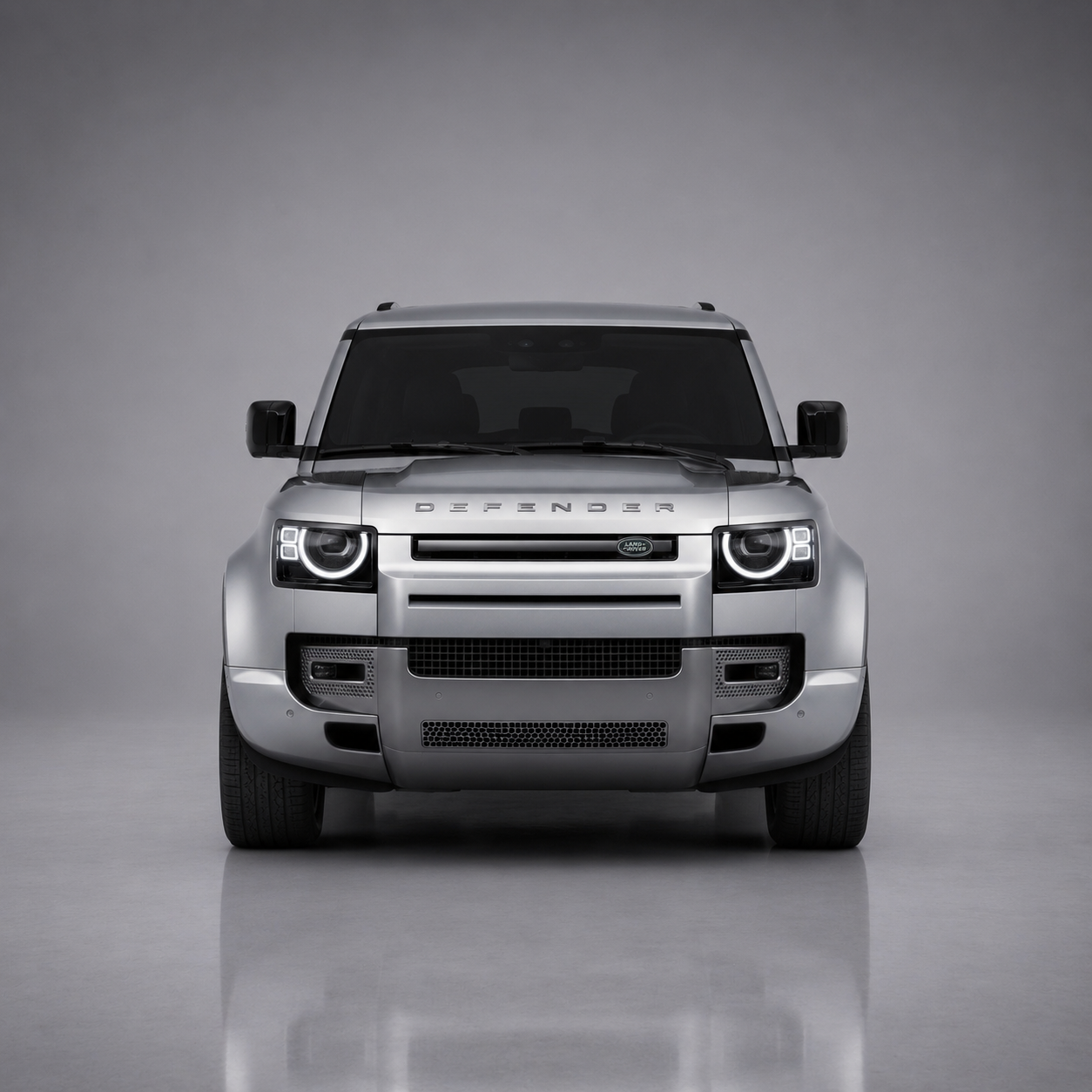 Land Rover Defender 130 Front